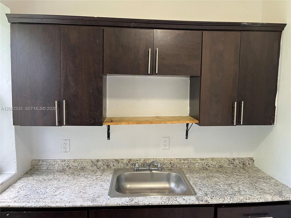 For Sale: $675,000 (0 beds, 0 baths, 2304 Square Feet)