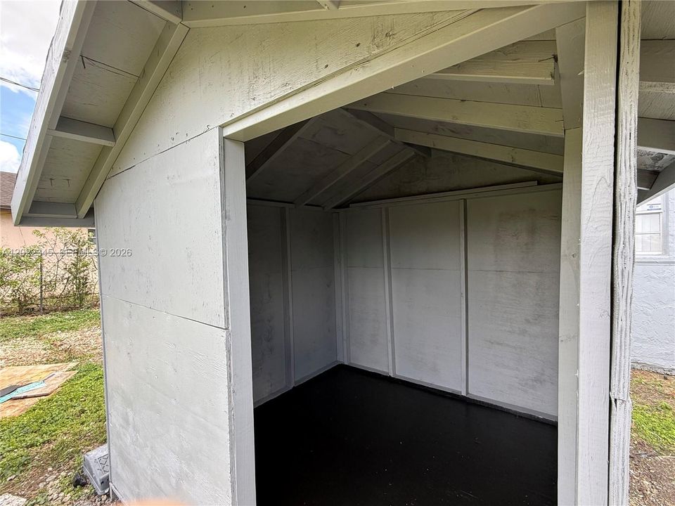 For Rent: $3,600 (4 beds, 2 baths, 1790 Square Feet)