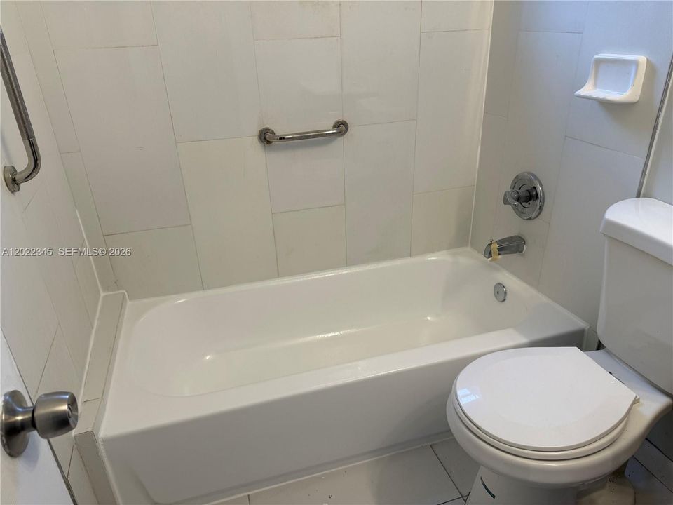 For Rent: $3,600 (4 beds, 2 baths, 1790 Square Feet)