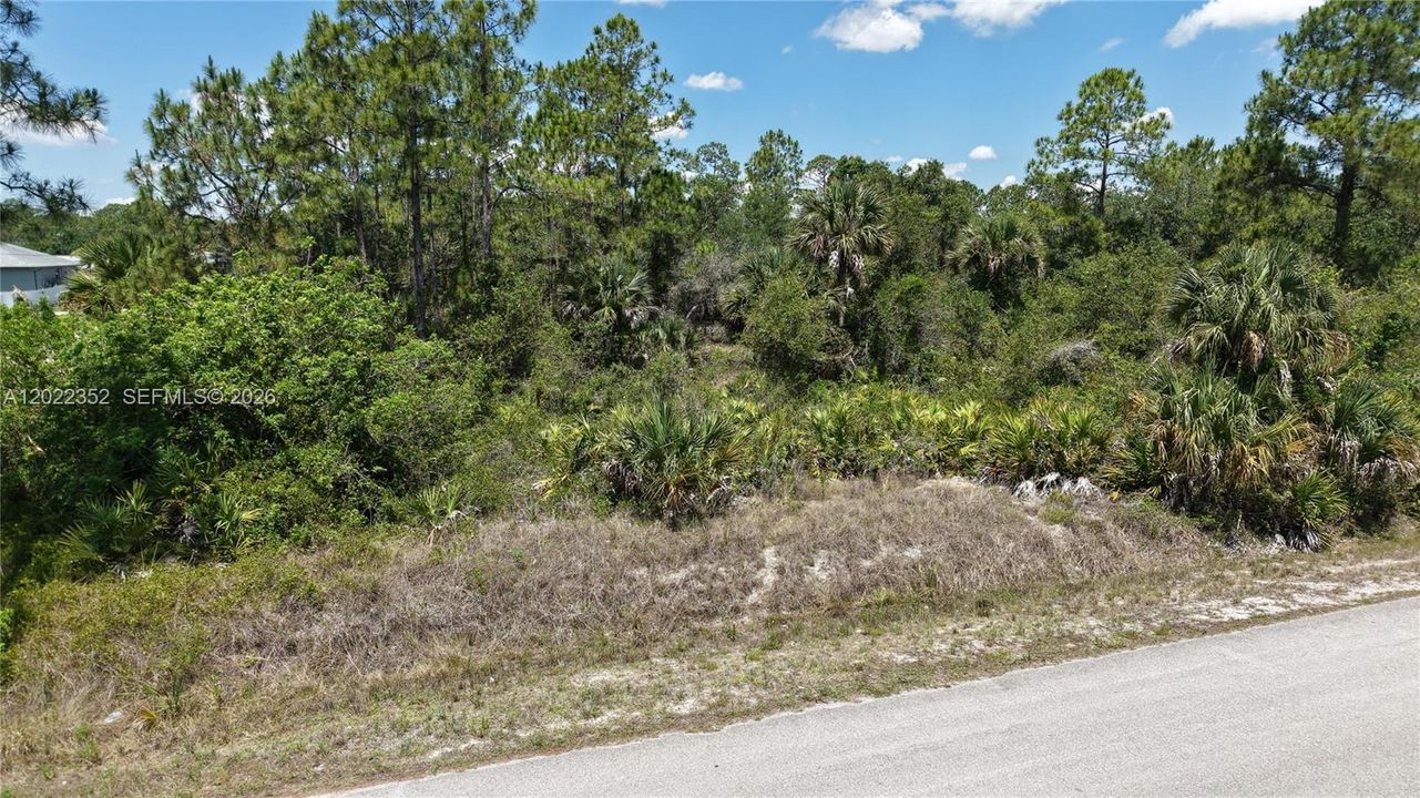 На продажу: $62,000 (1.00 acres)