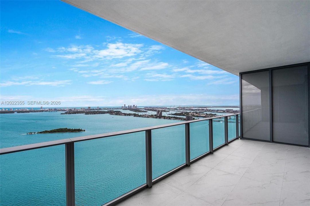 Active With Contract: $6,500 (1 beds, 2 baths, 0 Square Feet)