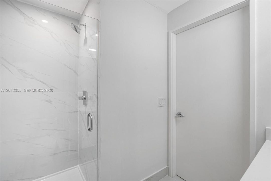 Active With Contract: $6,500 (1 beds, 2 baths, 0 Square Feet)