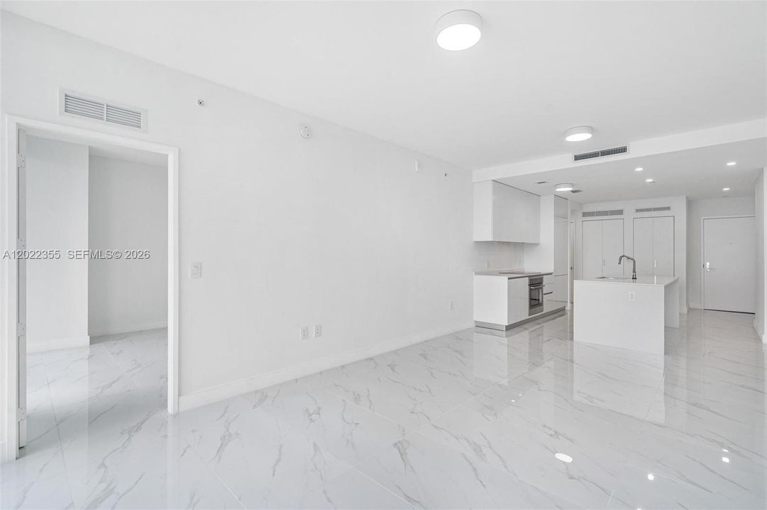 Active With Contract: $6,500 (1 beds, 2 baths, 0 Square Feet)