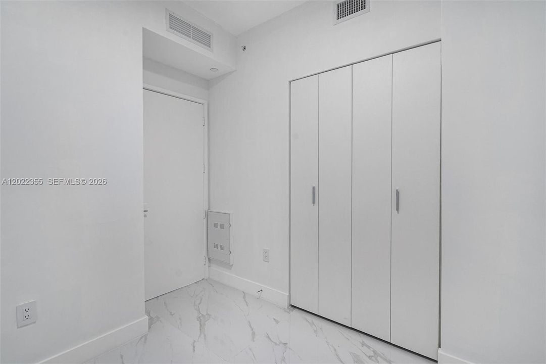 Active With Contract: $6,500 (1 beds, 2 baths, 0 Square Feet)