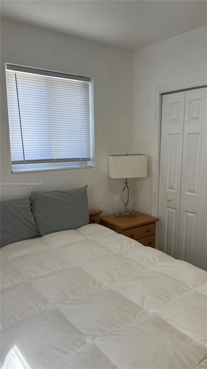For Rent: $2,700 (2 beds, 1 baths, 750 Square Feet)