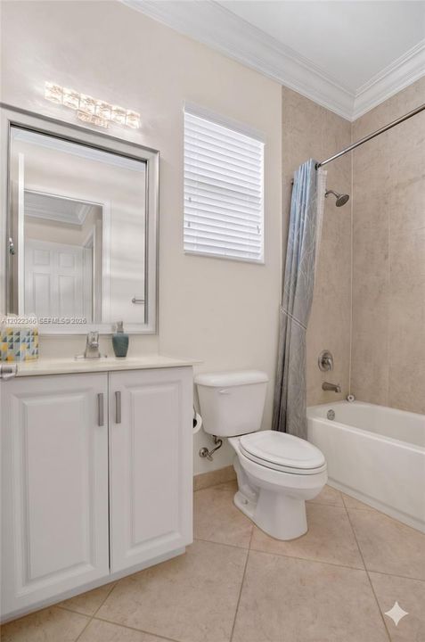 Activo con contrato: $749,991 (3 camas, 2 baños, 2142 Pies cuadrados)