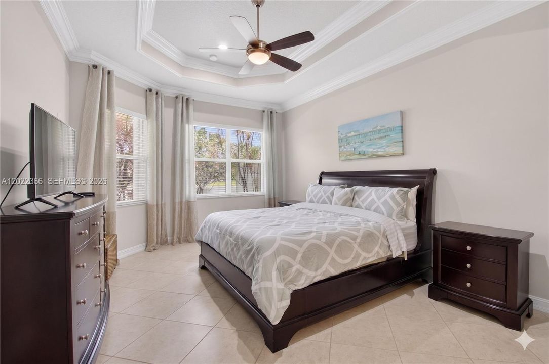 Activo con contrato: $749,991 (3 camas, 2 baños, 2142 Pies cuadrados)