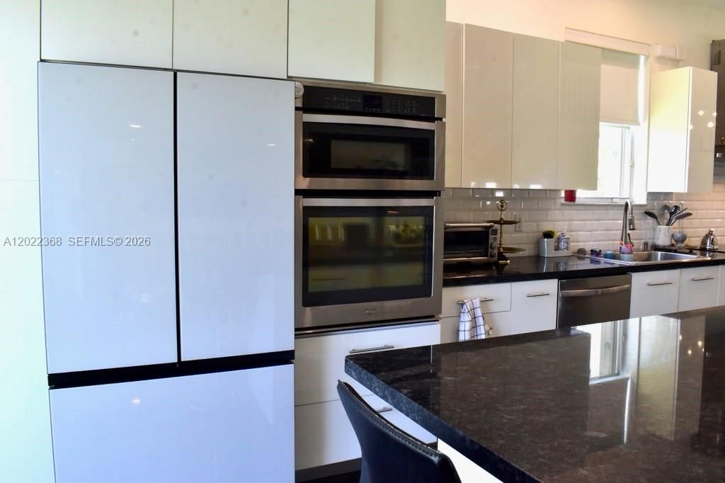 En Renta: $5,500 (4 camas, 3 baños, 2391 Pies cuadrados)