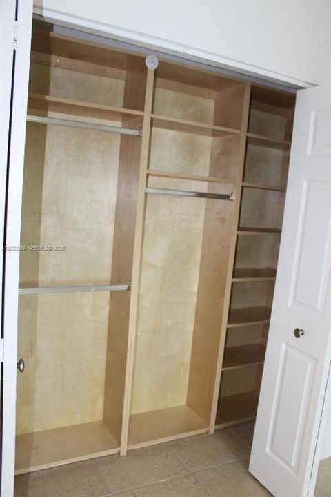 Medium Bedroom Closet