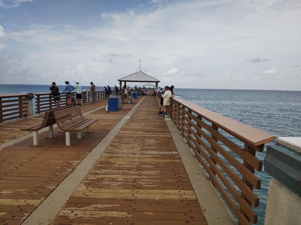 Juno Beach fishing pier - Copy