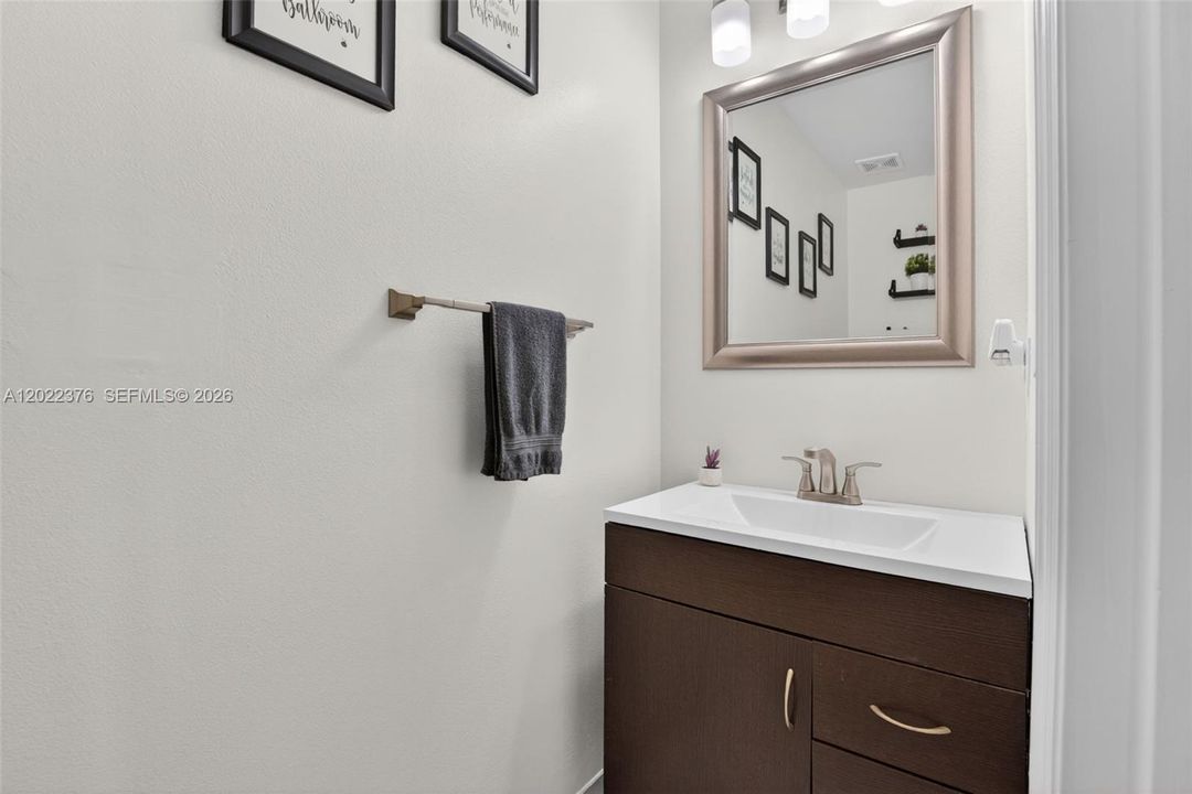 For Sale: $614,000 (4 beds, 2 baths, 2231 Square Feet)