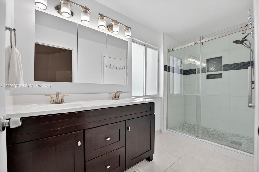 For Sale: $614,000 (4 beds, 2 baths, 2231 Square Feet)