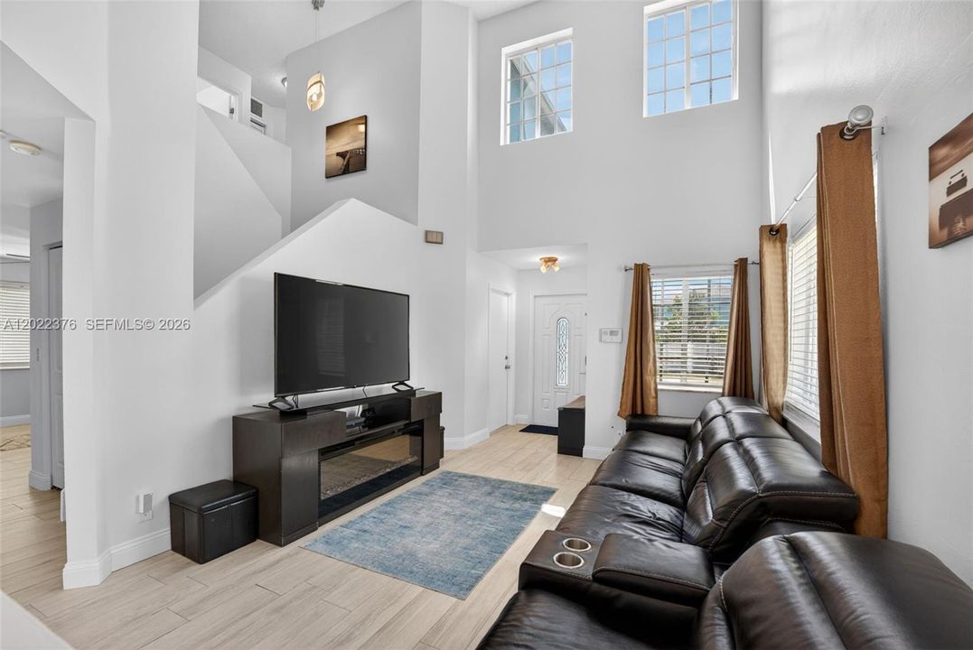 For Sale: $614,000 (4 beds, 2 baths, 2231 Square Feet)