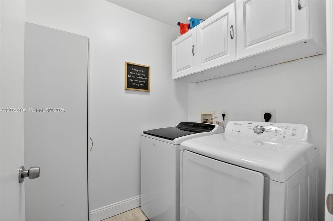 For Sale: $614,000 (4 beds, 2 baths, 2231 Square Feet)