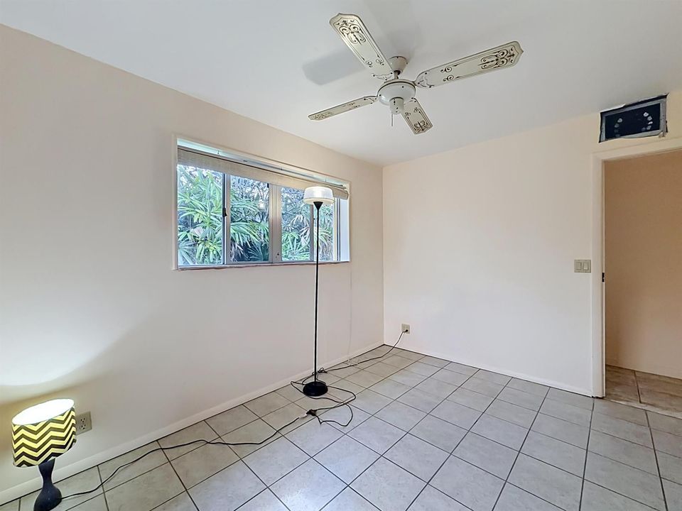 2066 Tarragon Road-40