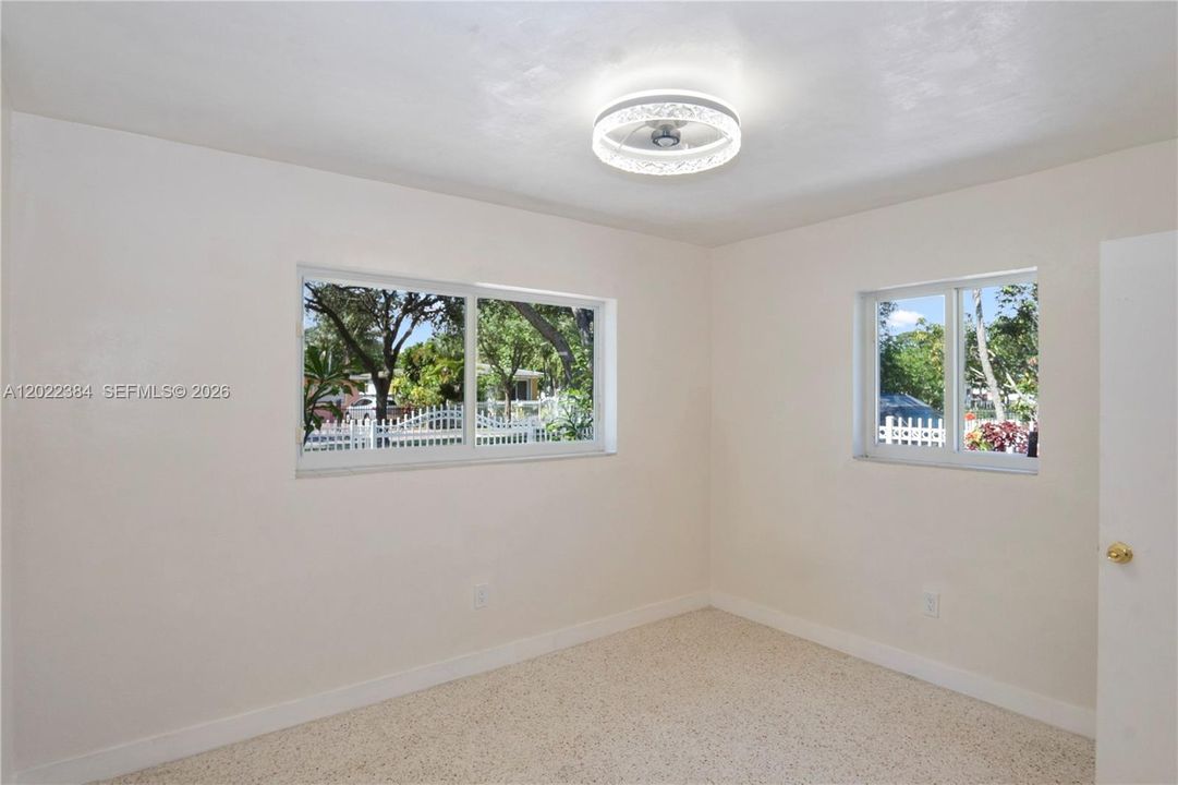 For Sale: $500,000 (3 beds, 1 baths, 1506 Square Feet)