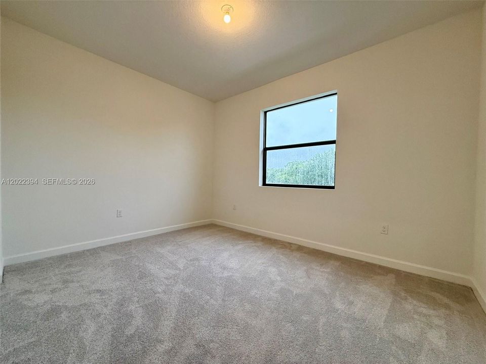 For Rent: $3,950 (3 beds, 2 baths, 1641 Square Feet)