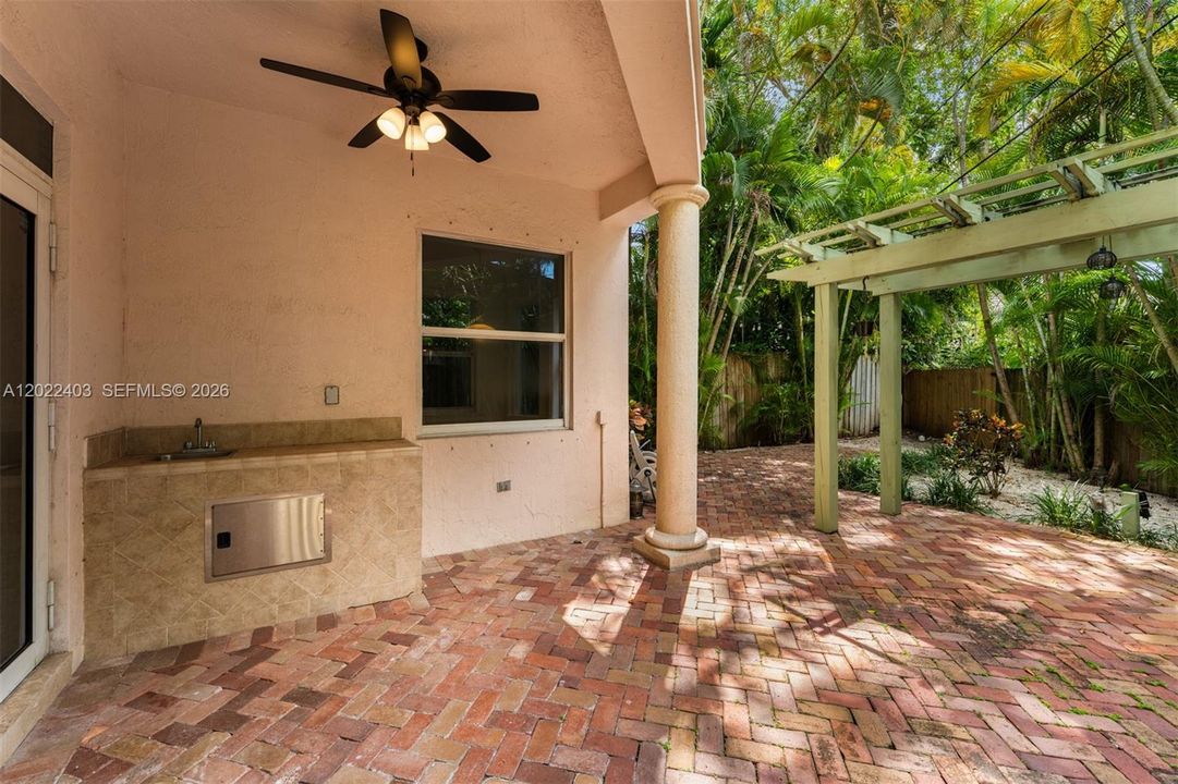 For Rent: $7,900 (3 beds, 2 baths, 2041 Square Feet)