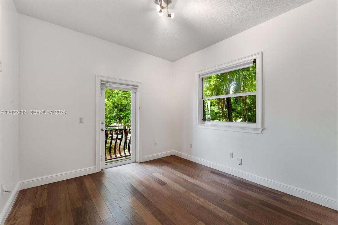 For Rent: $7,900 (3 beds, 2 baths, 2041 Square Feet)
