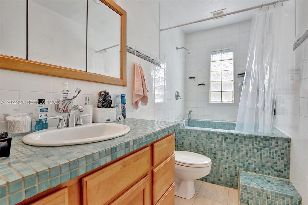 For Rent: $3,400 (2 beds, 2 baths, 1567 Square Feet)