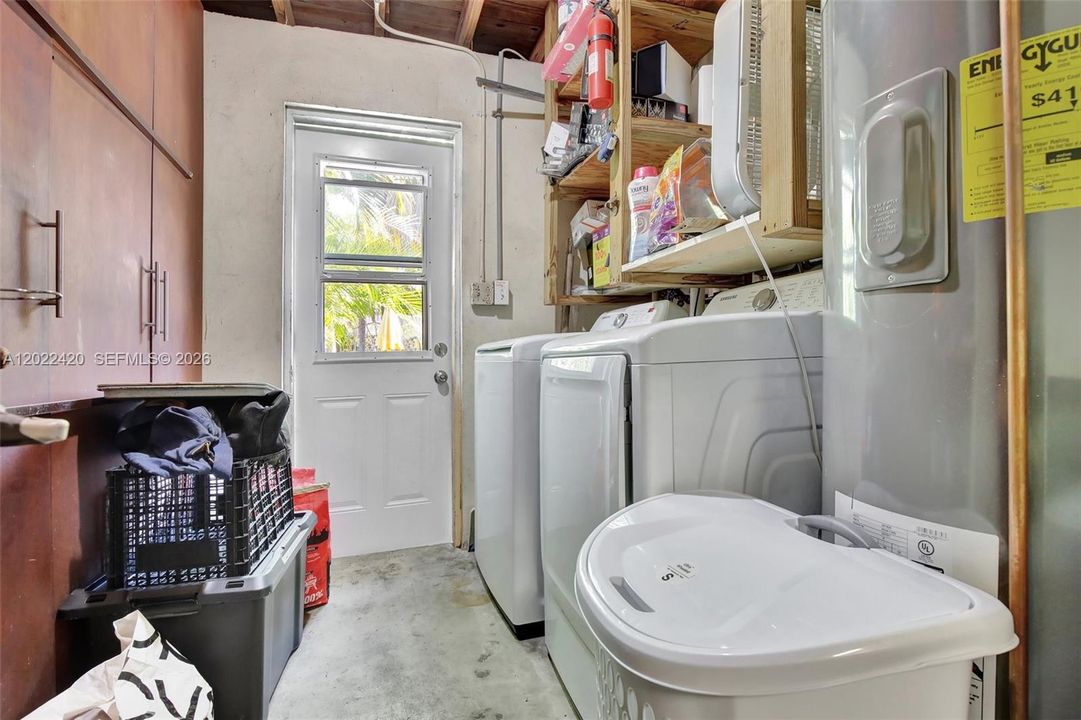 For Rent: $3,400 (2 beds, 2 baths, 1567 Square Feet)