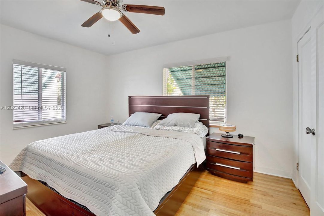 For Rent: $3,400 (2 beds, 2 baths, 1567 Square Feet)