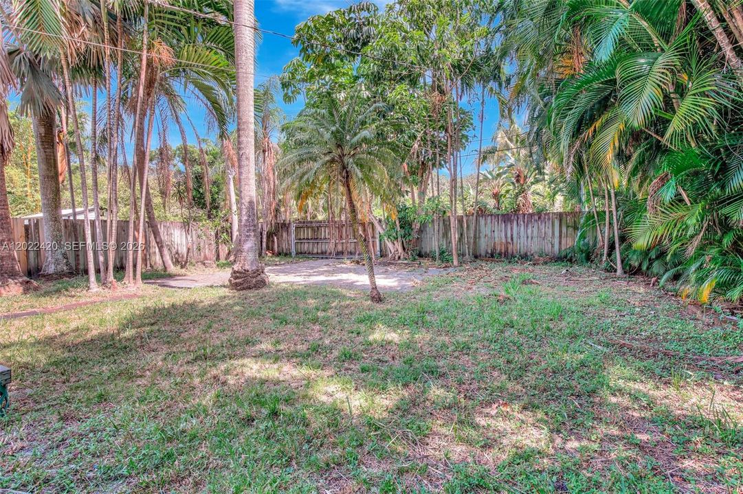 For Rent: $3,400 (2 beds, 2 baths, 1567 Square Feet)