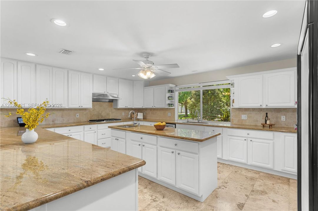 Active With Contract: $8,000 (4 beds, 3 baths, 2960 Square Feet)
