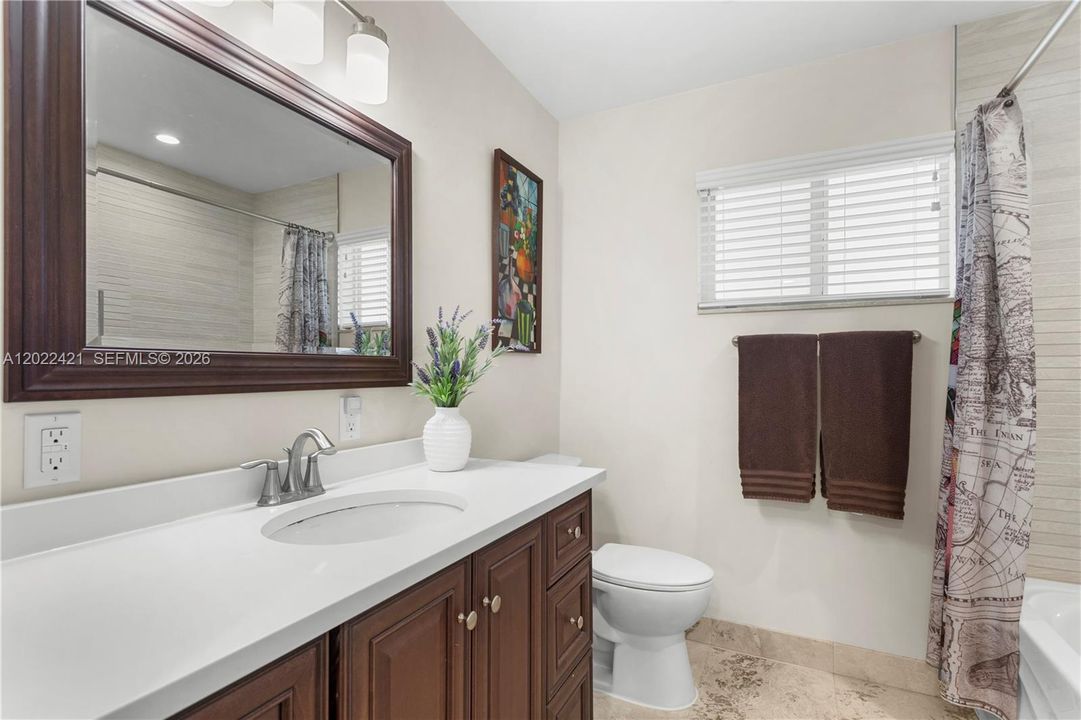 Active With Contract: $8,000 (4 beds, 3 baths, 2960 Square Feet)