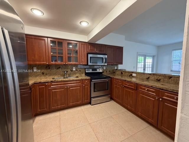 В аренду: $3,495 (3 спален, 2 ванн, 1473 Квадратных фут)