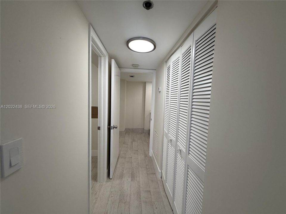 Activo con contrato: $6,000 (2 camas, 2 baños, 1440 Pies cuadrados)