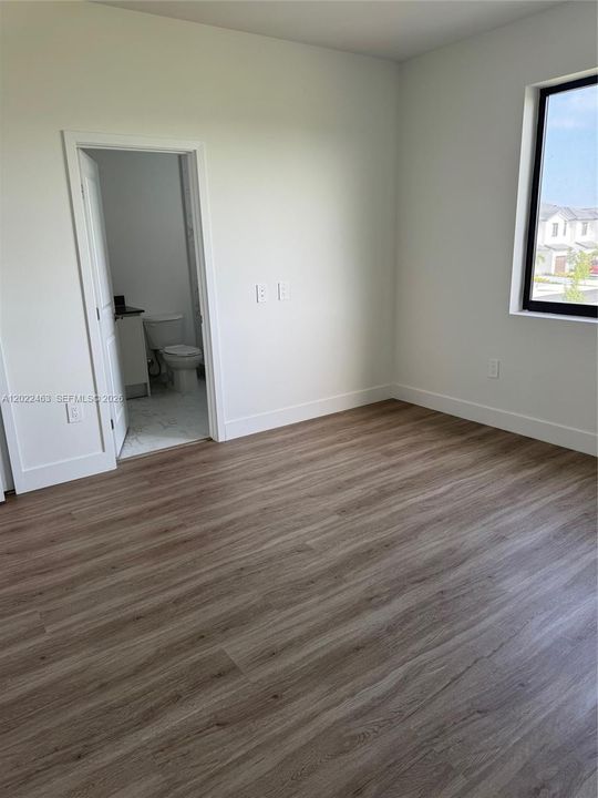 На продажу: $412,990 (3 спален, 2 ванн, 1458 Квадратных фут)