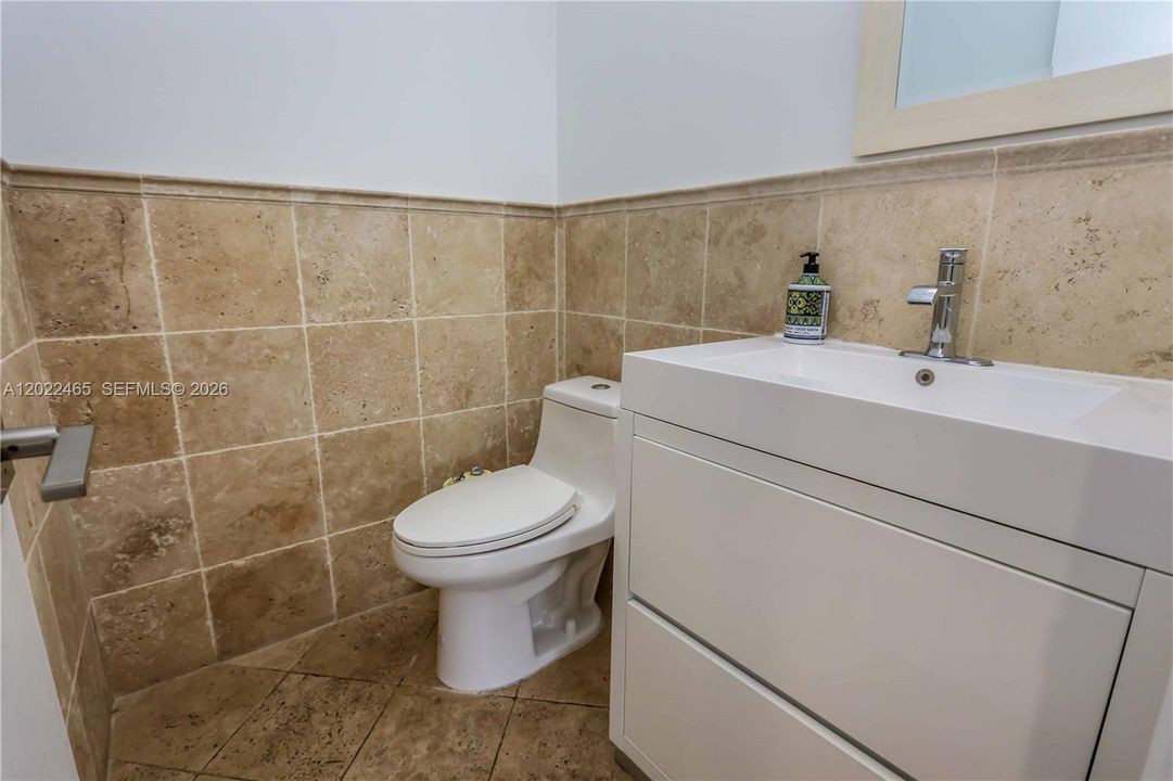 For Sale: $1,499,000 (4 beds, 2 baths, 2785 Square Feet)