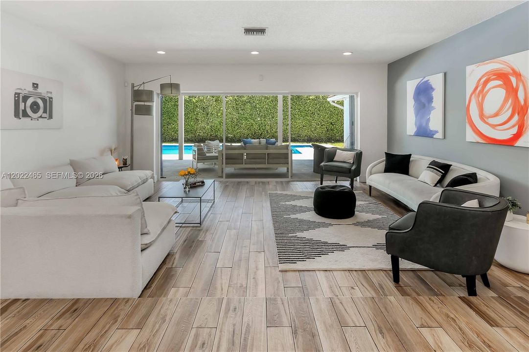 For Sale: $1,499,000 (4 beds, 2 baths, 2785 Square Feet)
