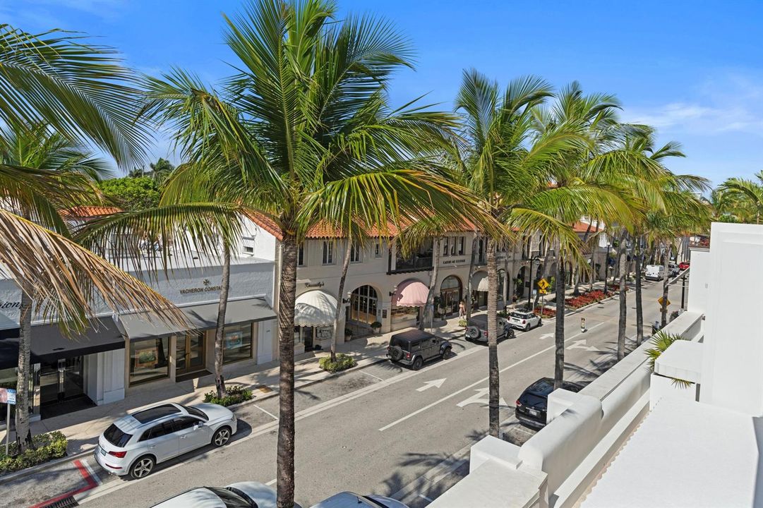 From North Side of Worth Avenue