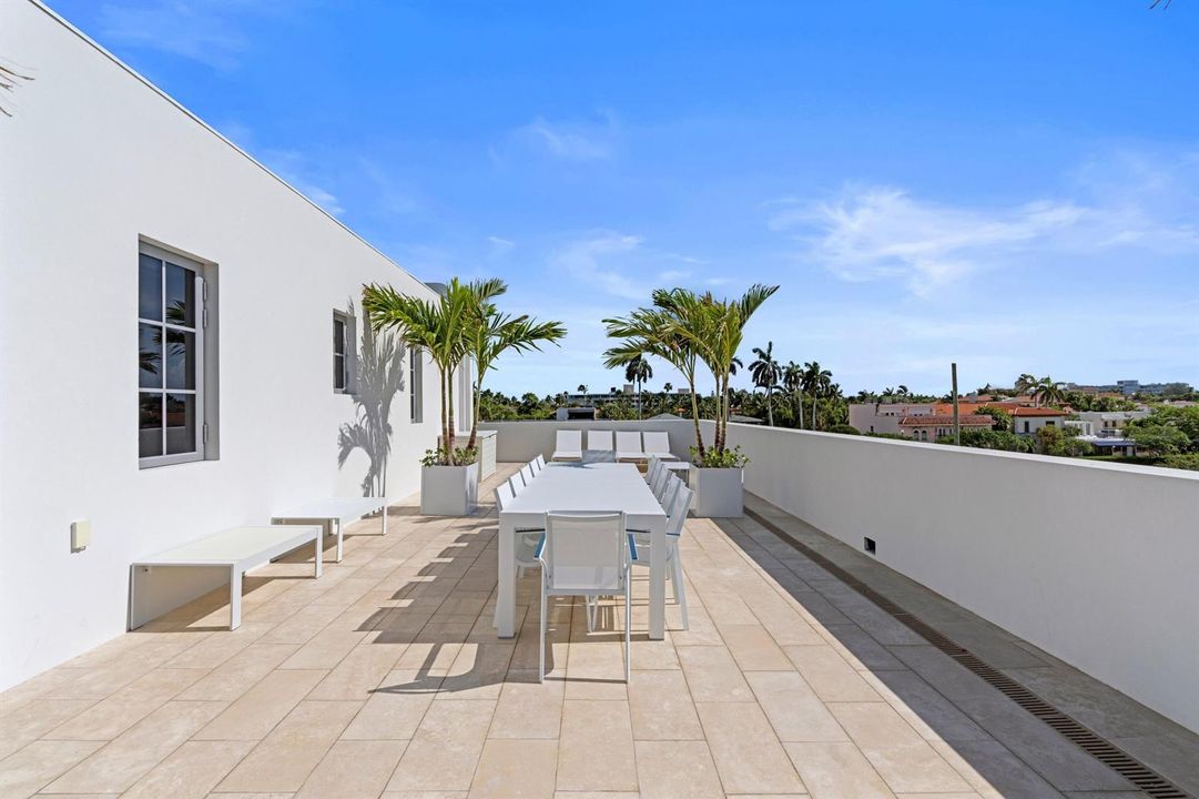 Entertaining East Side of Balcony
