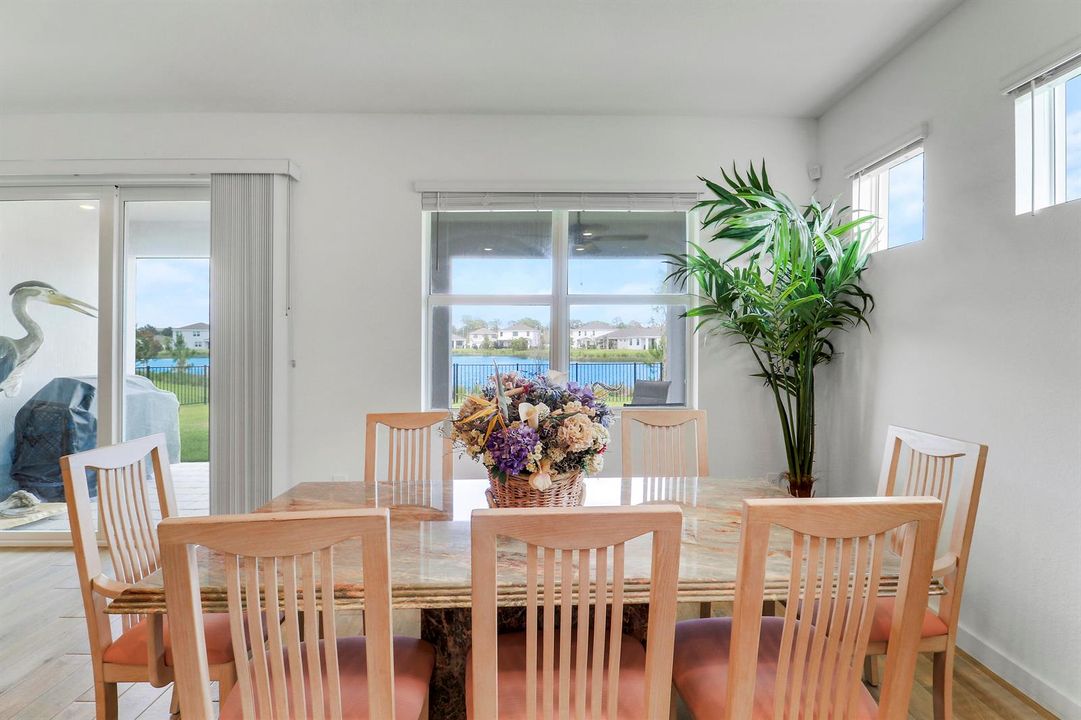 Dining Lake Views