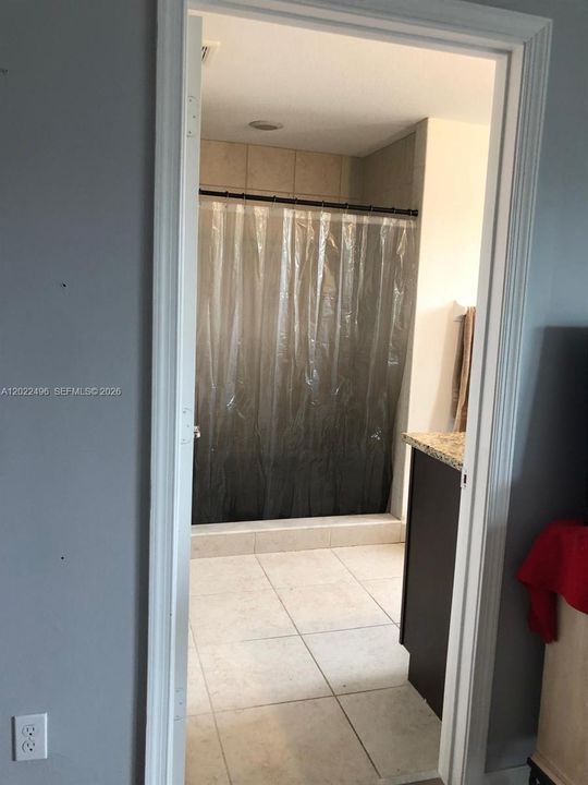 For Rent: $3,950 (3 beds, 2 baths, 1730 Square Feet)