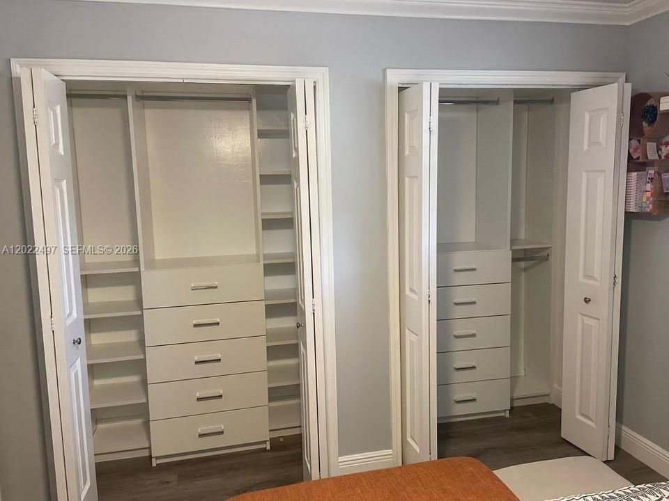 For Rent: $3,100 (3 beds, 2 baths, 1109 Square Feet)