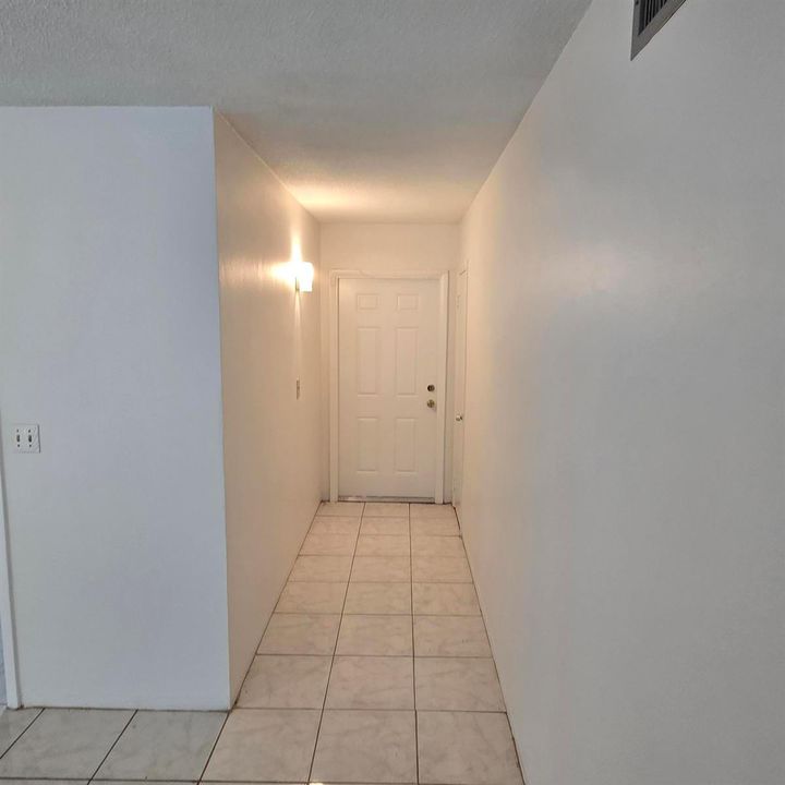 1000049824