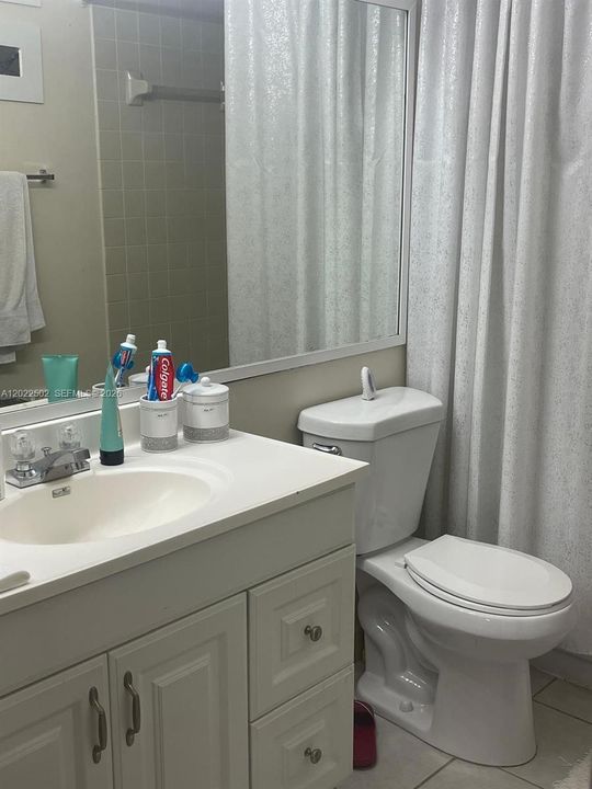For Sale: $320,000 (2 beds, 2 baths, 1064 Square Feet)
