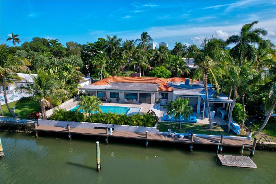 For Sale: $5,400,000 (5 beds, 5 baths, 0 Square Feet)