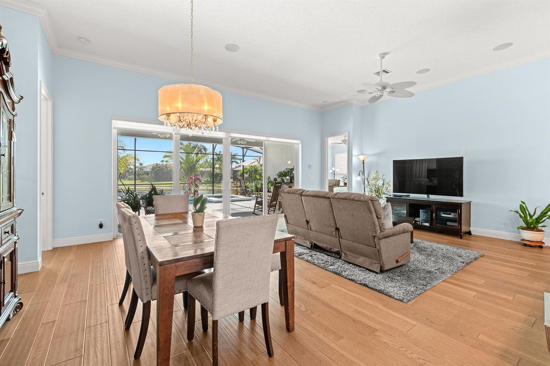 Dining room Open Living