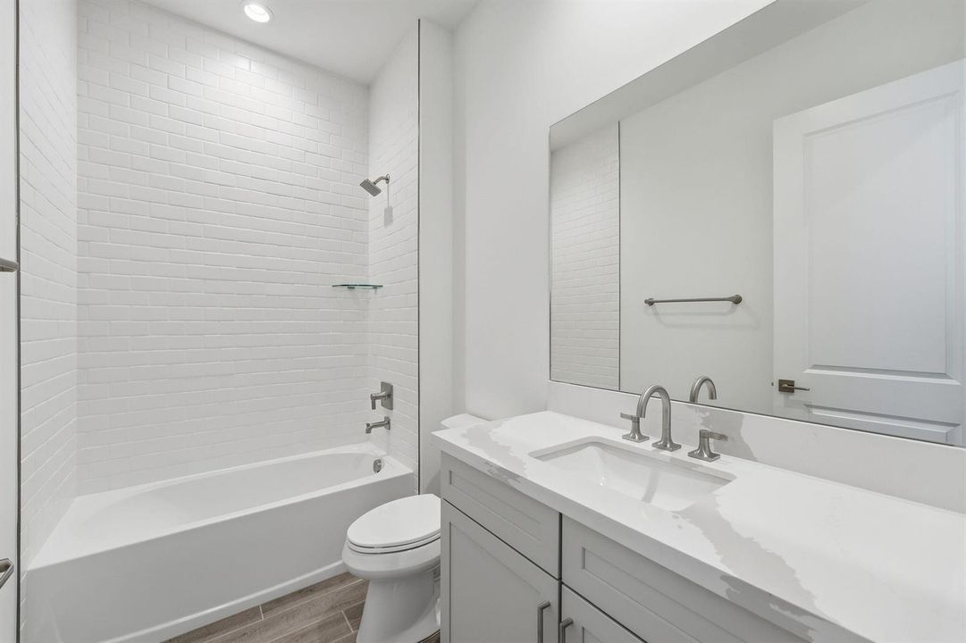 Secondary Bath