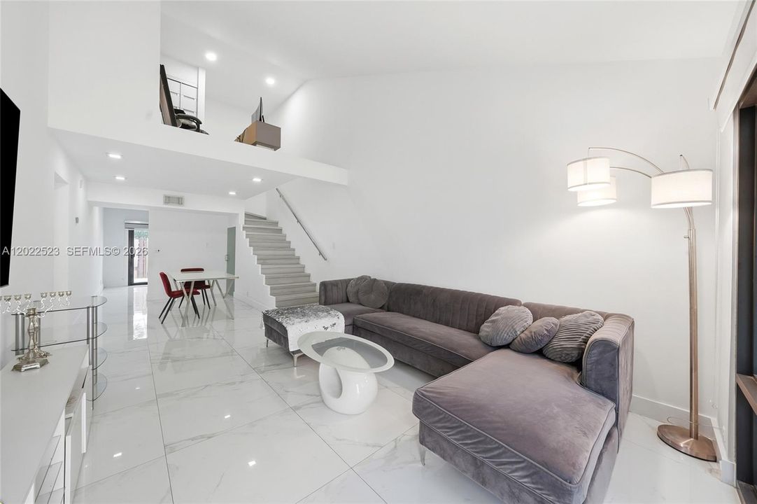 For Sale: $469,000 (4 beds, 2 baths, 1525 Square Feet)
