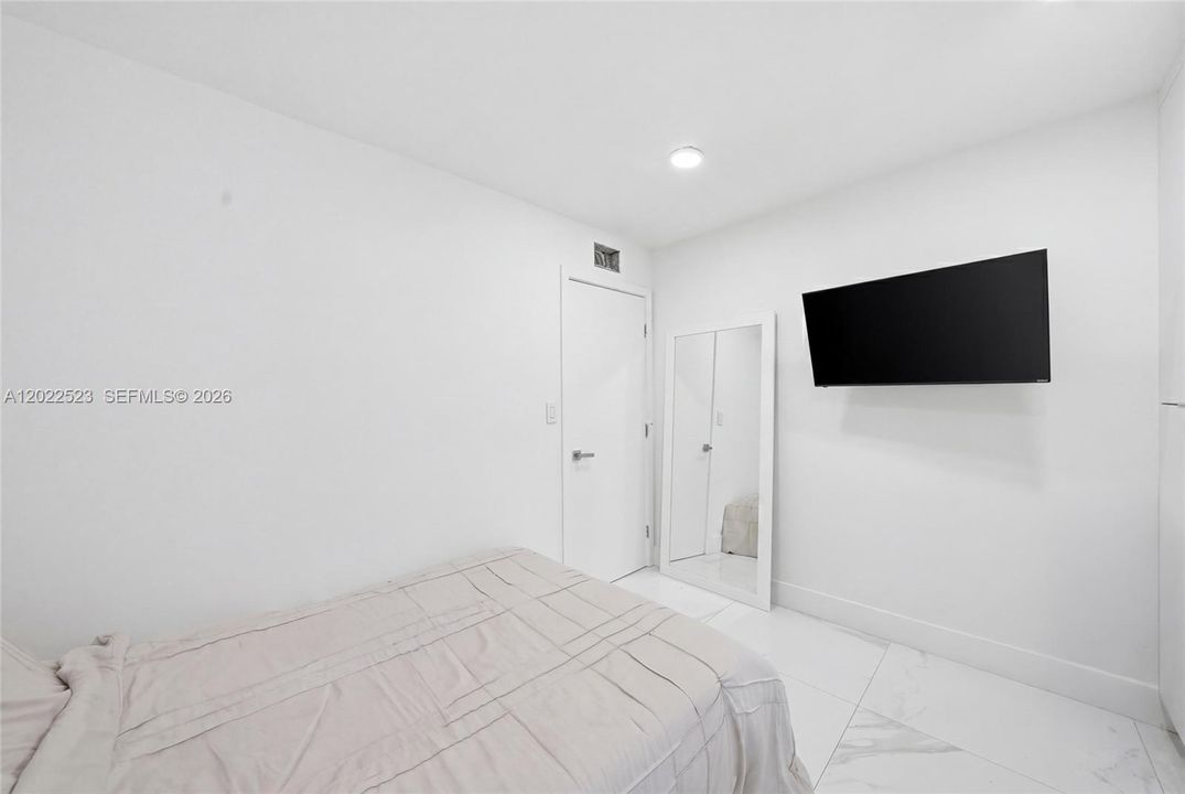 For Sale: $469,000 (4 beds, 2 baths, 1525 Square Feet)