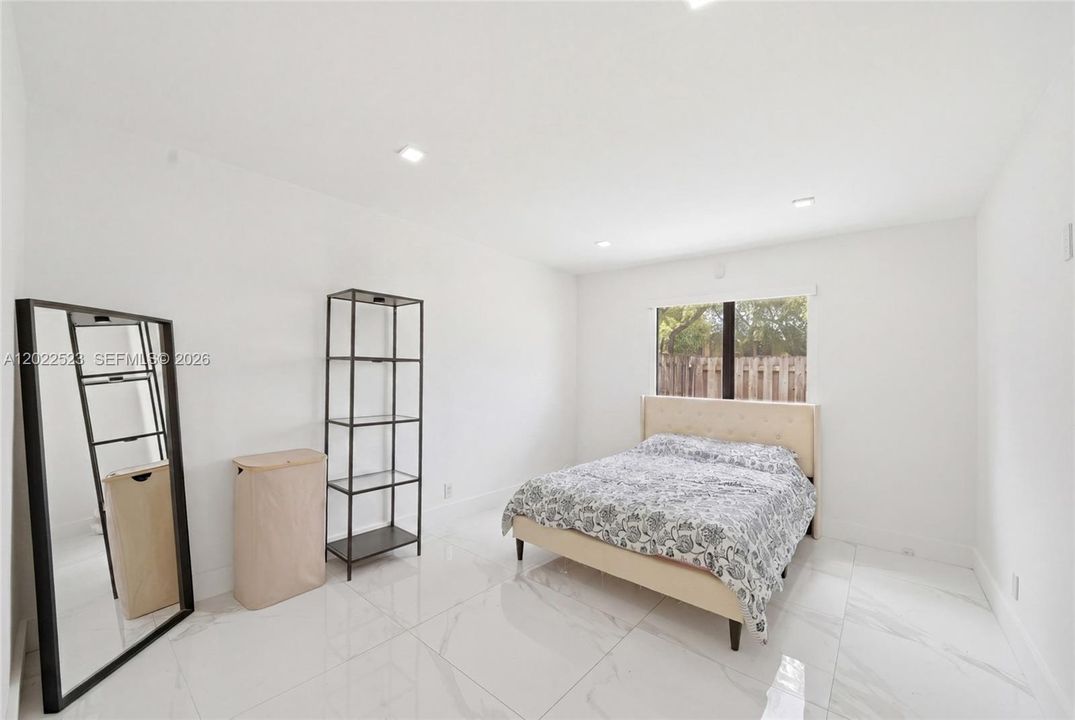 For Sale: $469,000 (4 beds, 2 baths, 1525 Square Feet)