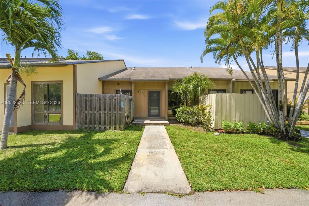 For Sale: $469,000 (4 beds, 2 baths, 1525 Square Feet)