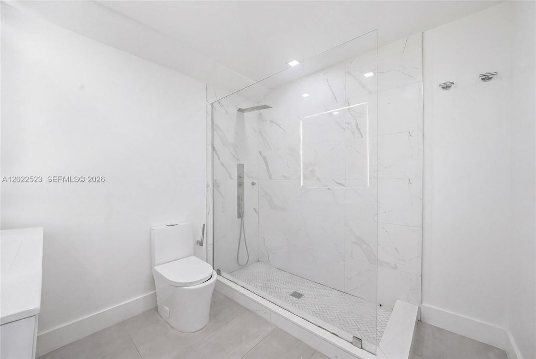 For Sale: $469,000 (4 beds, 2 baths, 1525 Square Feet)