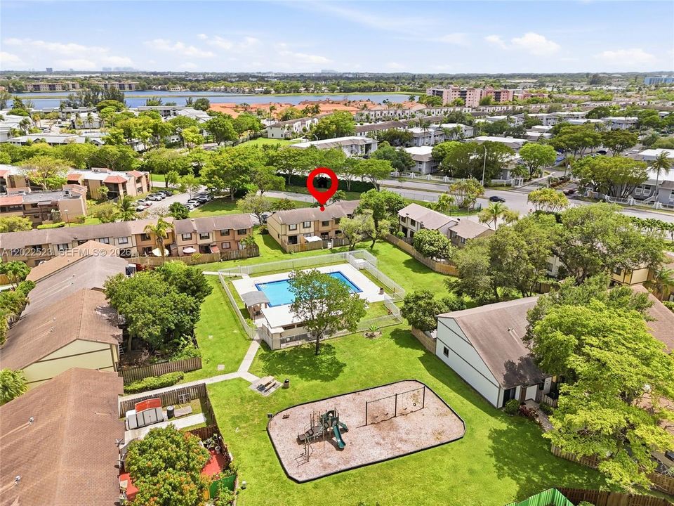 For Sale: $469,000 (4 beds, 2 baths, 1525 Square Feet)